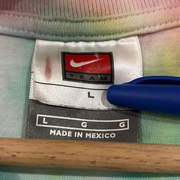 Vintage Nike St. Louis University Soccer Tie Dye Shirt - Picture 4 of 4